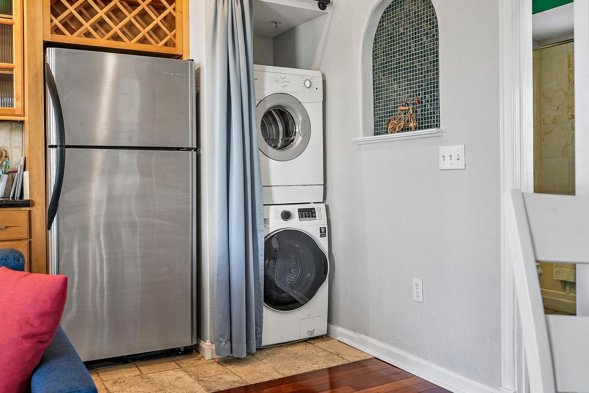Itz A Vibe - 1 Bedroom Studio In The Heart Of Dtsp سانت بطرسبرج المظهر الخارجي الصورة